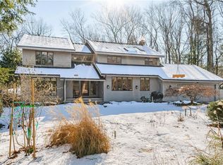 417 Stanley Dr, Glastonbury, CT 06033