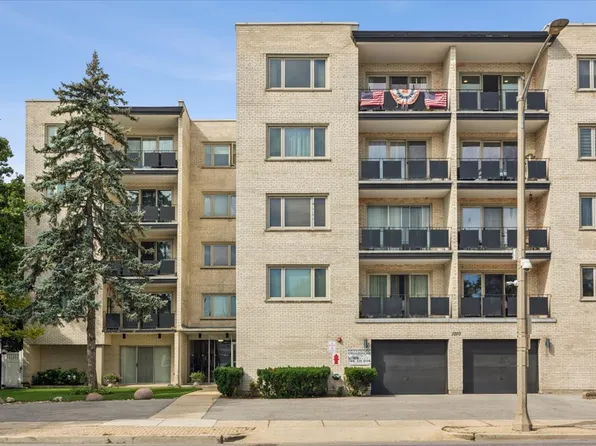 1010 N Harlem Ave APT 504, River Forest, IL 60305