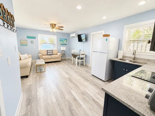 644 72nd Ave, Saint Petersburg, FL