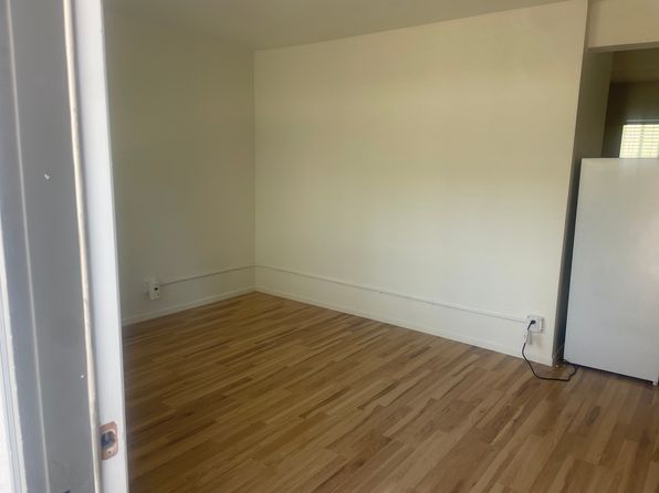 2703 Nelson Ave #1/2