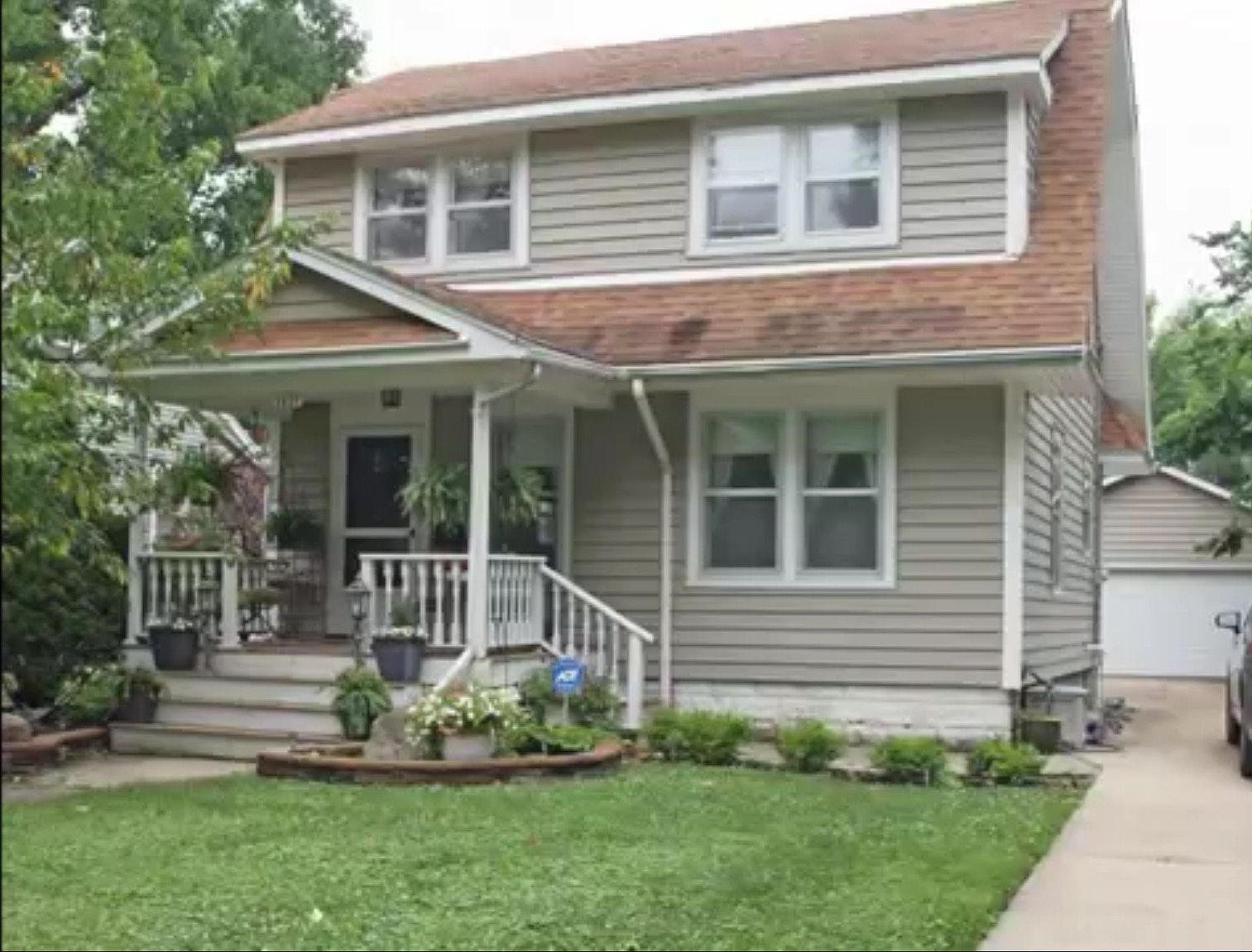 1621 W University Ave, Champaign, IL 61821 | Zillow