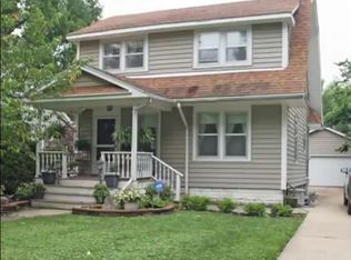 1621 W University Ave, Champaign, IL 61821