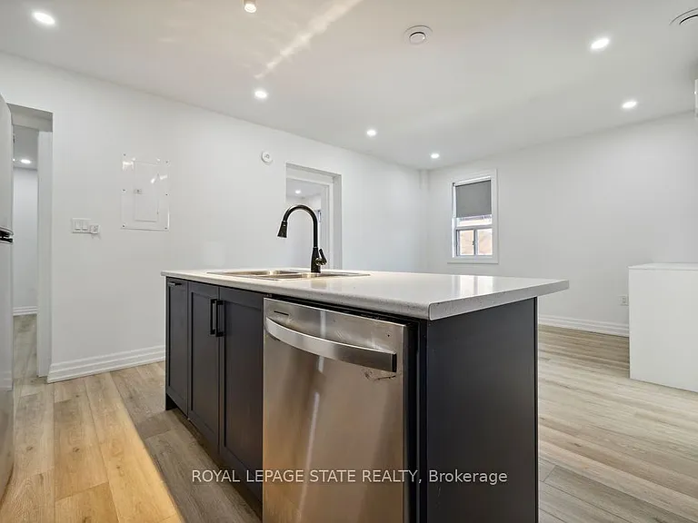132 Prospect St S #2 — Photo 5