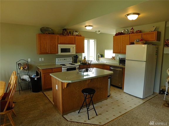 3rd image of 6401 E Roosevelt Ave