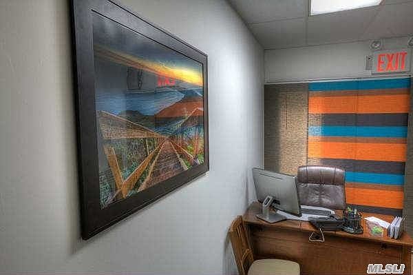 2nd image of 10120 Astoria Blvd