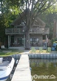 Back of House
						:
						Entertain with 2 decks! Rust proof galvanized seawall.