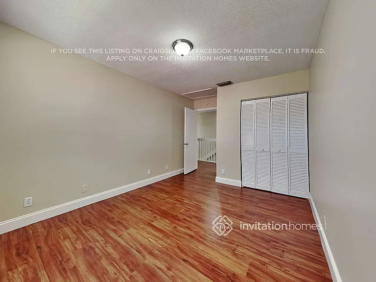 12190 Brisbane Ln — Photo 15