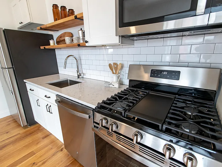 4406 Butler St #202 — Photo 3