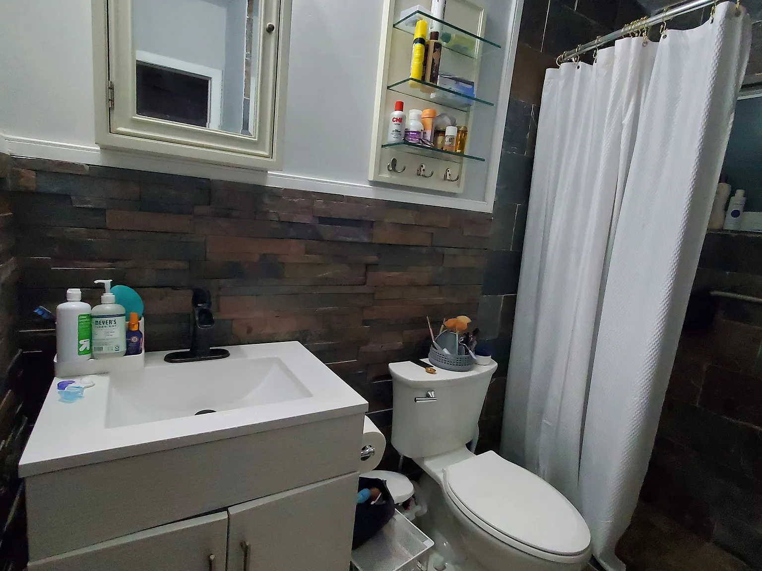 1 bed, 500 sqft, $1,750 — Photo 3