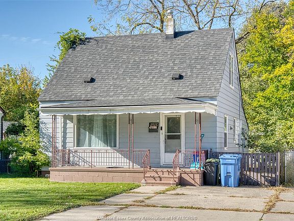 3rd image of 1015 Partington Ave