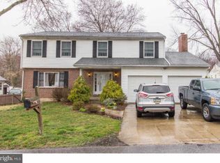 2110 Ferncroft Ave, Upper Chichester, PA 19061