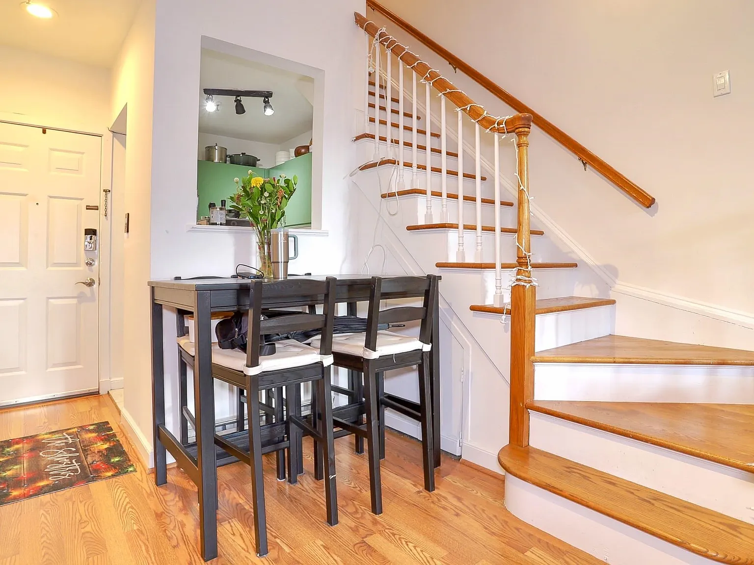 1 bed, 1.0 bath, $3,400 — Photo 3