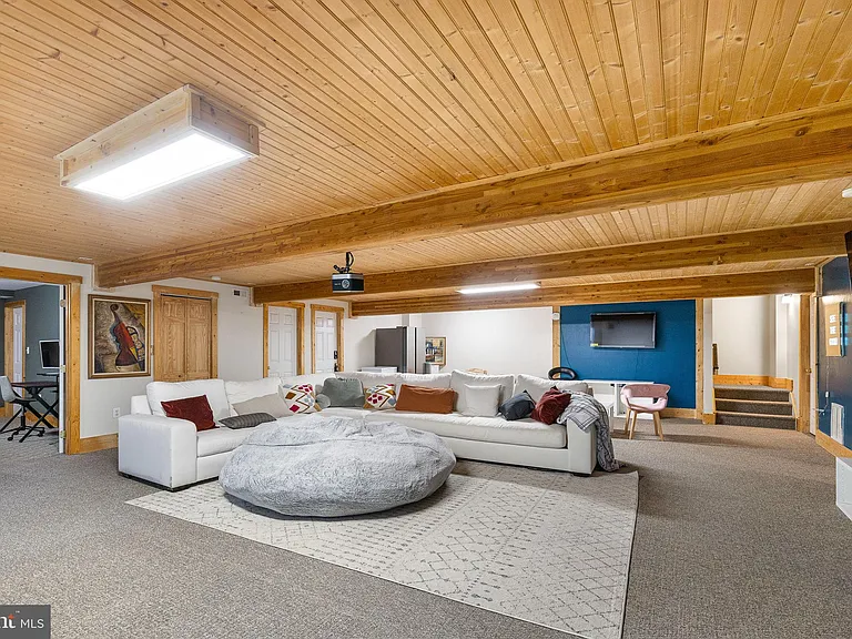 8 Hope Valley Ln — Photo 45