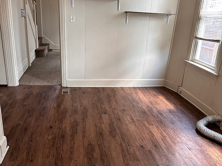 15 Umberto Ave — Photo 7