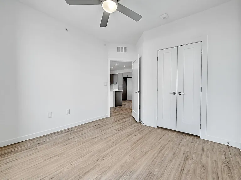 4801 Springdale Rd #1301 — Photo 15