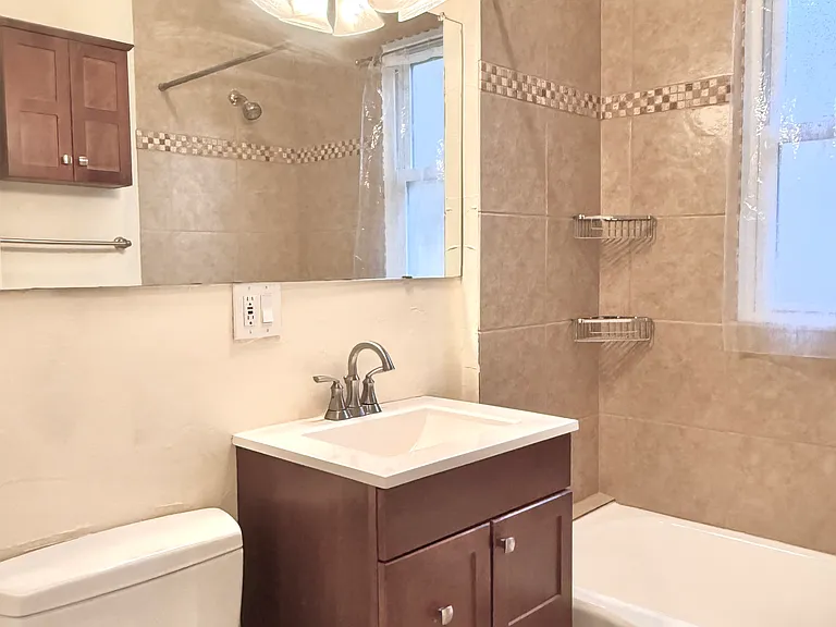 235 S Grant St — Photo 13