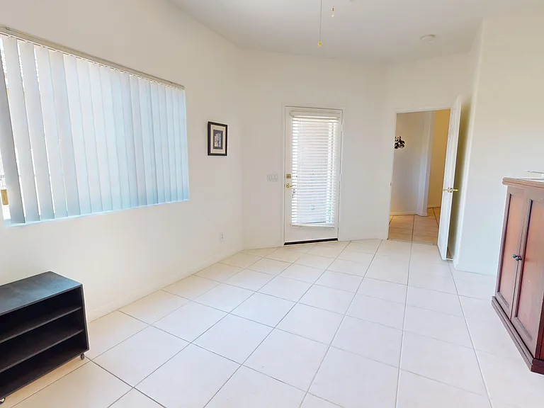 45576 Whistler Ct — Photo 9