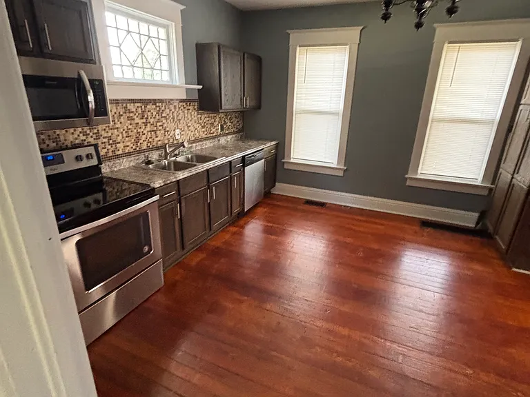 419 Alice Ave — Photo 8