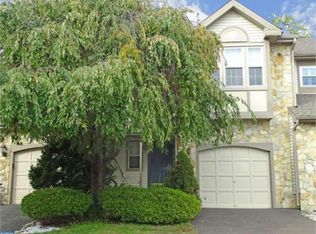 22 Sassafras Cir, Newtown, PA 18940