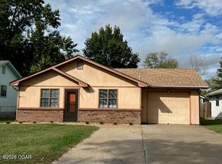 2925 W 16th St, Joplin, MO 64801