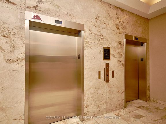 3rd image of 140 Dunlop St E #1210