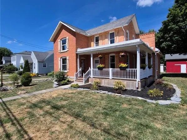 115 E College Ave, Pemberville, OH 43450