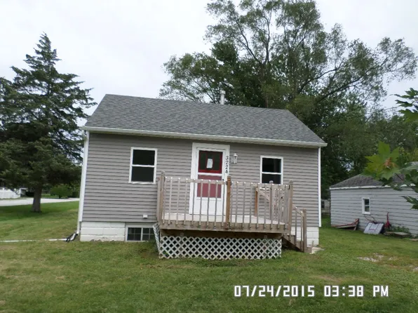 3224 40th St, Moline, IL 61265