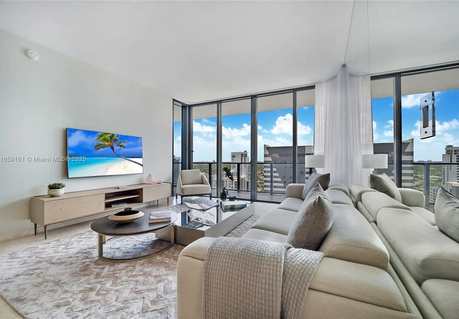 2 bed, 1370 sqft, $7,000 — Photo 1