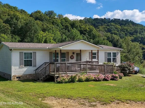 1864 Main St, Sneedville, TN 37869