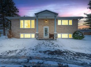 3567 Egremont Rd, Plympton Wyoming, ON N0N1E0