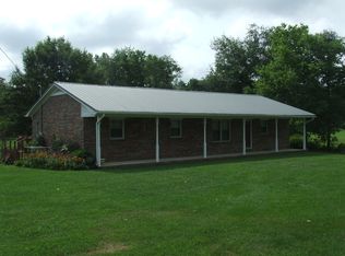 2440 W Green Hill Rd, McMinnville, TN 37110