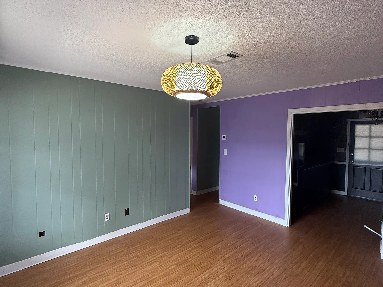 2 bed, 1000 sqft, $1,975 — Photo 3
