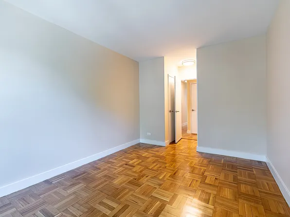 3850 Sedgwick Avenue image 12 of 23