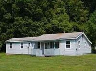 6946 Sewell Creek Rd, Meadow Bridge, WV 25976