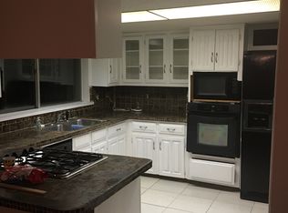 1613 Kingsbridge Dr, Garland, TX 75044