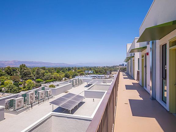 3rd image of 23036 W Ventura Blvd #420