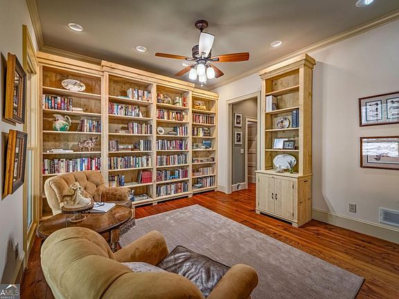 12th image of this home