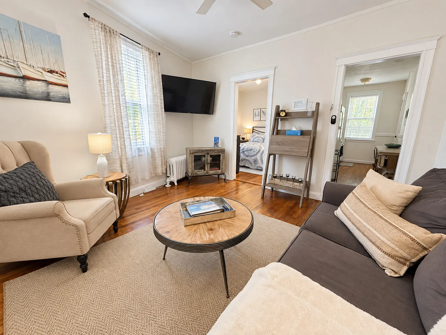 1 bed, 1.0 bath, 495 sqft, $3,927 — Photo 3