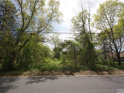 205 South Path, CALVERTON, NY, 11933