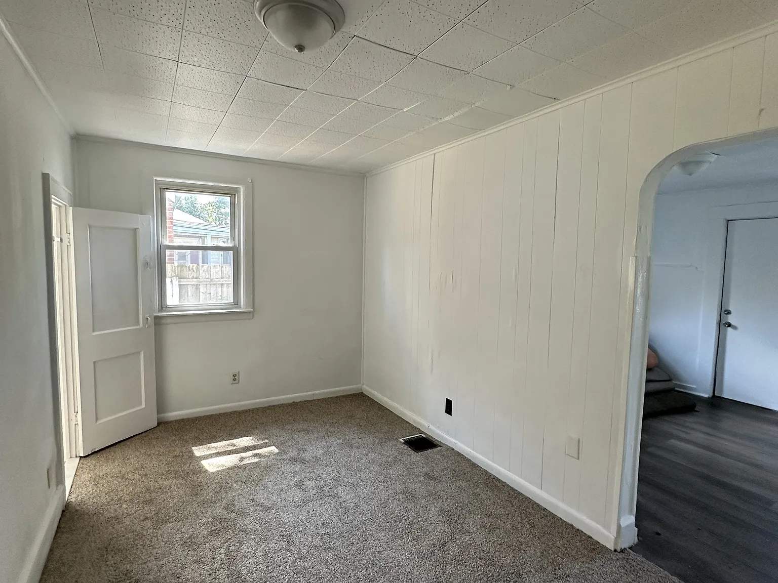 1913 Broadway Street - 1 — Photo 3