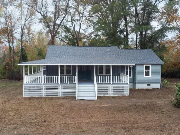 1655 Nc Highway 53, Elizabethtown, NC 28337