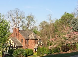 5 Kingsford Dr, Pittsburgh, PA 15202