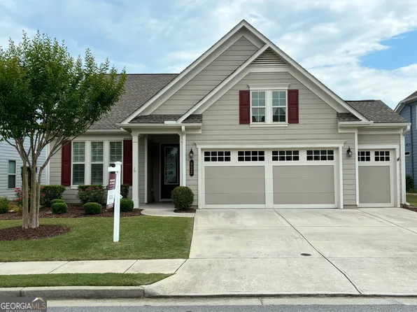 522 Cottonwood Cir, Peachtree City, GA 30269