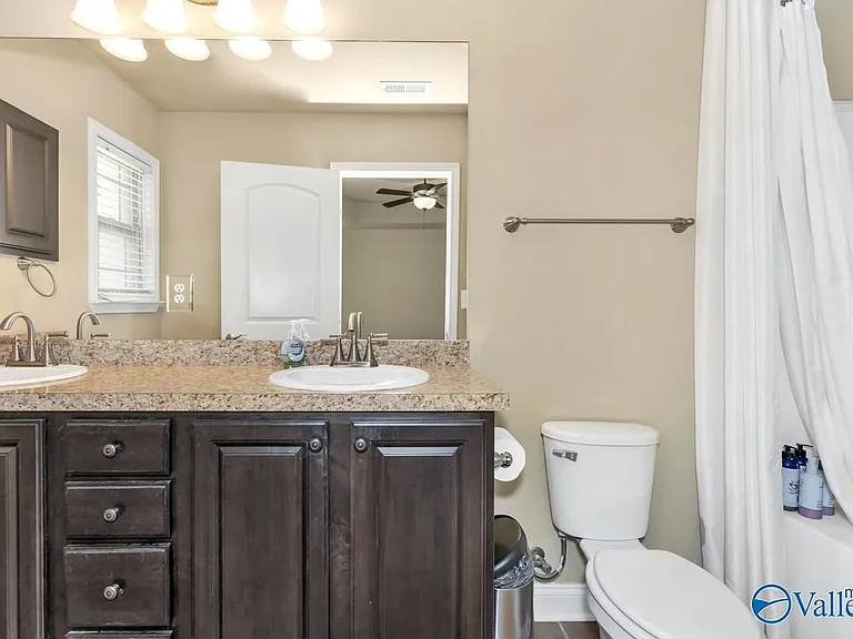 5015 Montauk Trl SE — Photo 13