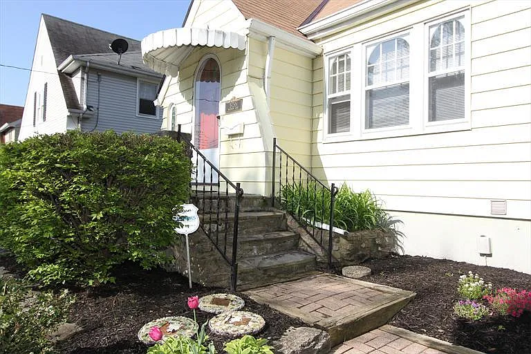 Marmion — Photo 2