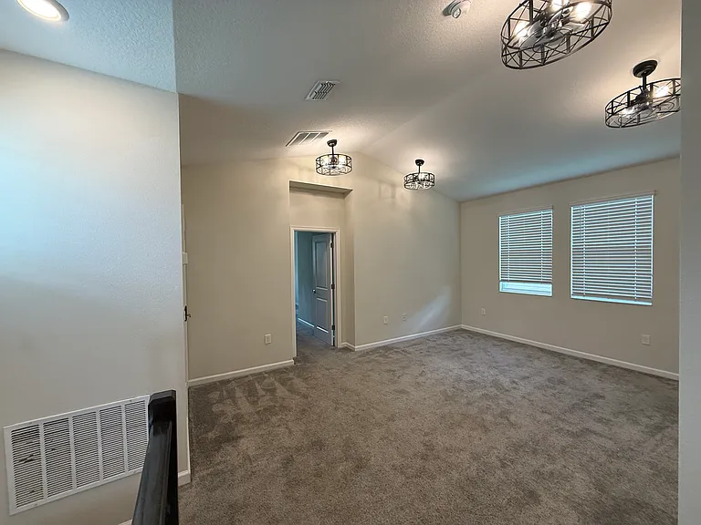 17016 Quicksilver Ave — Photo 16