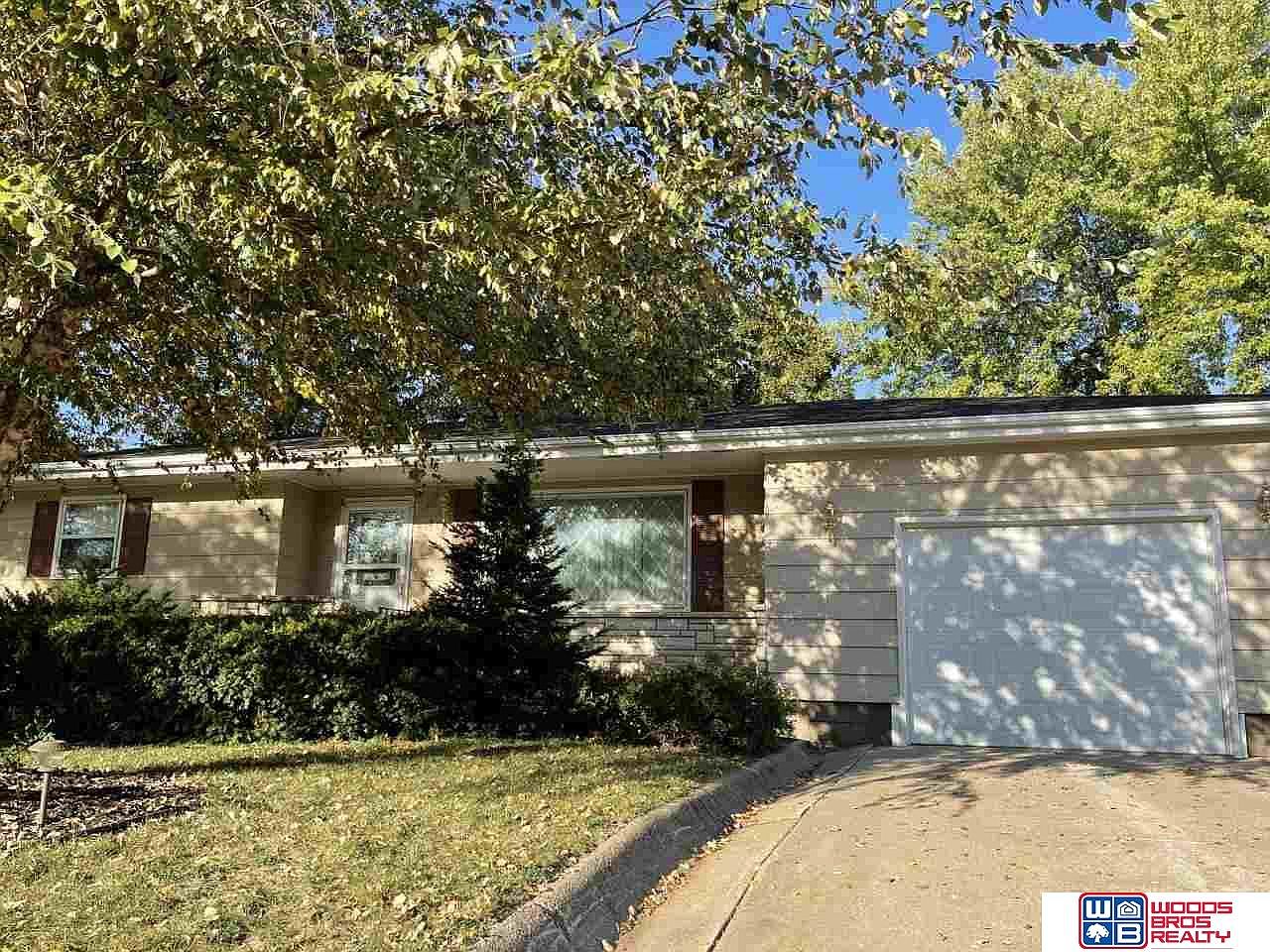 200 Commercial St, Stromsburg, NE 68666 Zillow