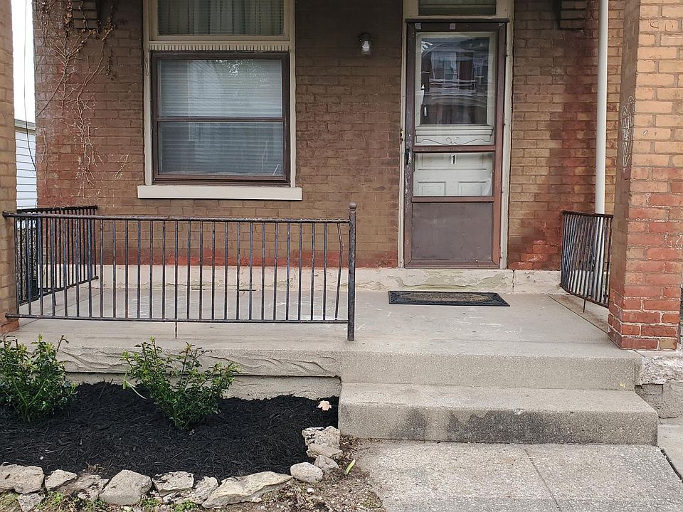 1st image of 904 Rosemont Ave #1