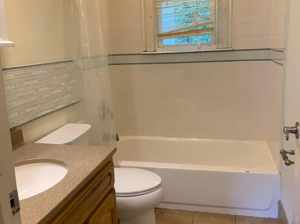 711 Locust St, Charleston, SC 29407