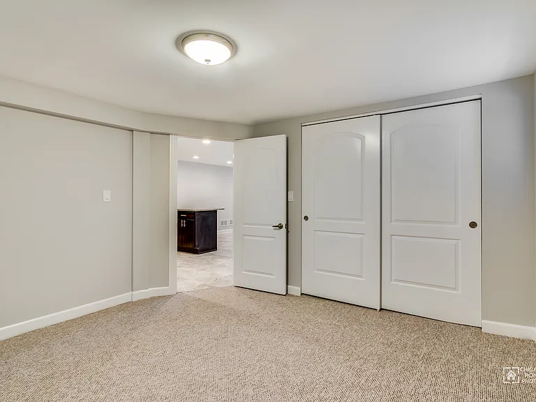 4847 N Kilbourn Ave #1 — Photo 5
